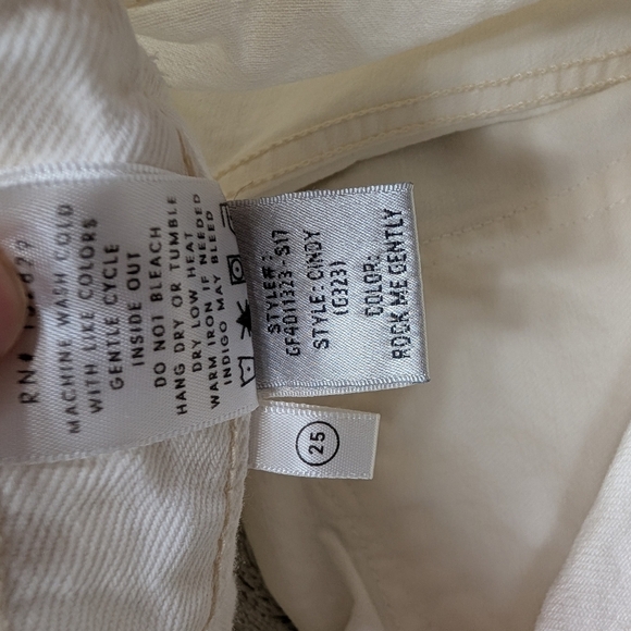 GRLFRND Shorts Womens 25 White Cindy Rock Me Gently Cut Off Denim HR - Picture 7 of 8